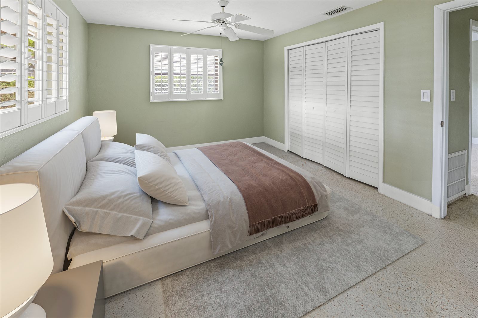 Virtual Staging of a residential property in Fort Myers, FL